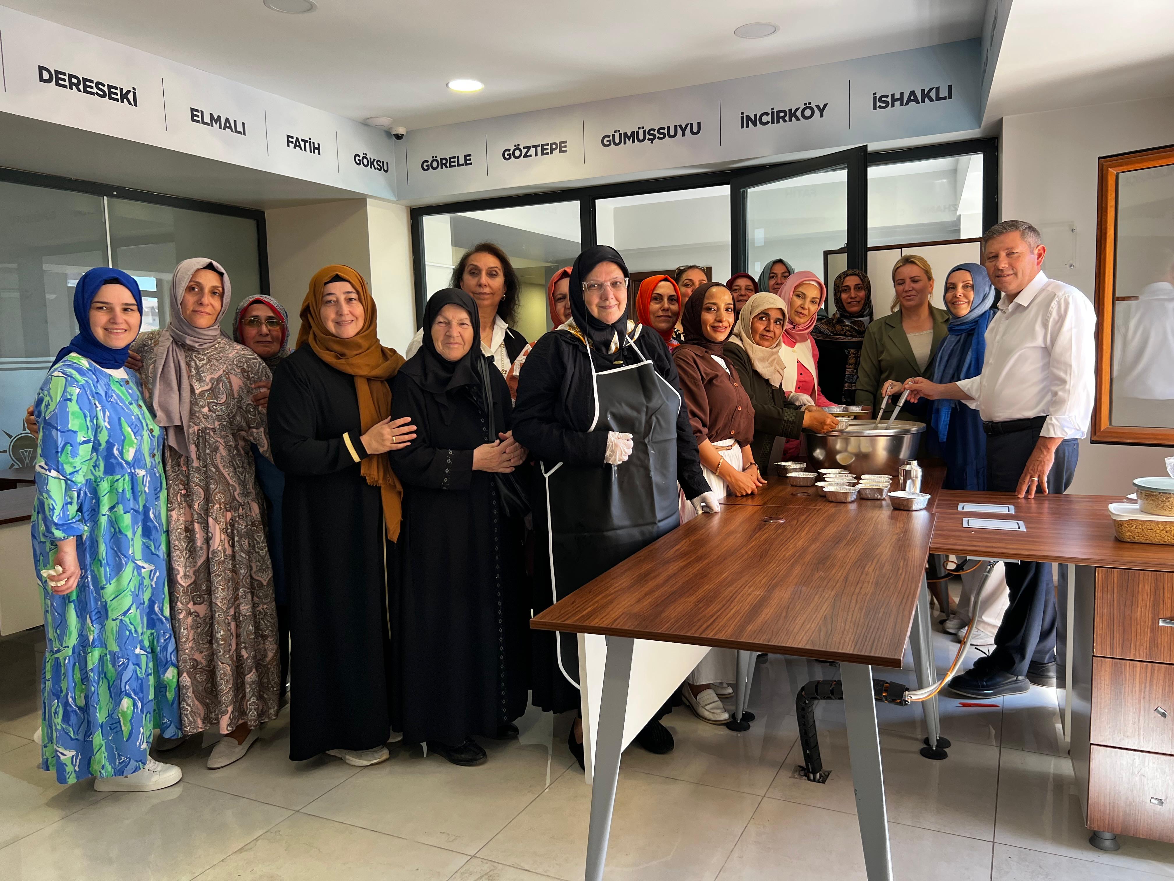 AK PARTİ BEYKOZ İLÇE BAŞKANLIĞINDA AŞURE BEREKETİ!